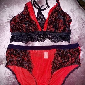 Sexy Red and Black Set
